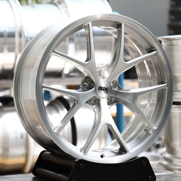 Ford Mustang wheels – Brushed Silver 5 Y-Spoke Concave (JXDL-Style), front view