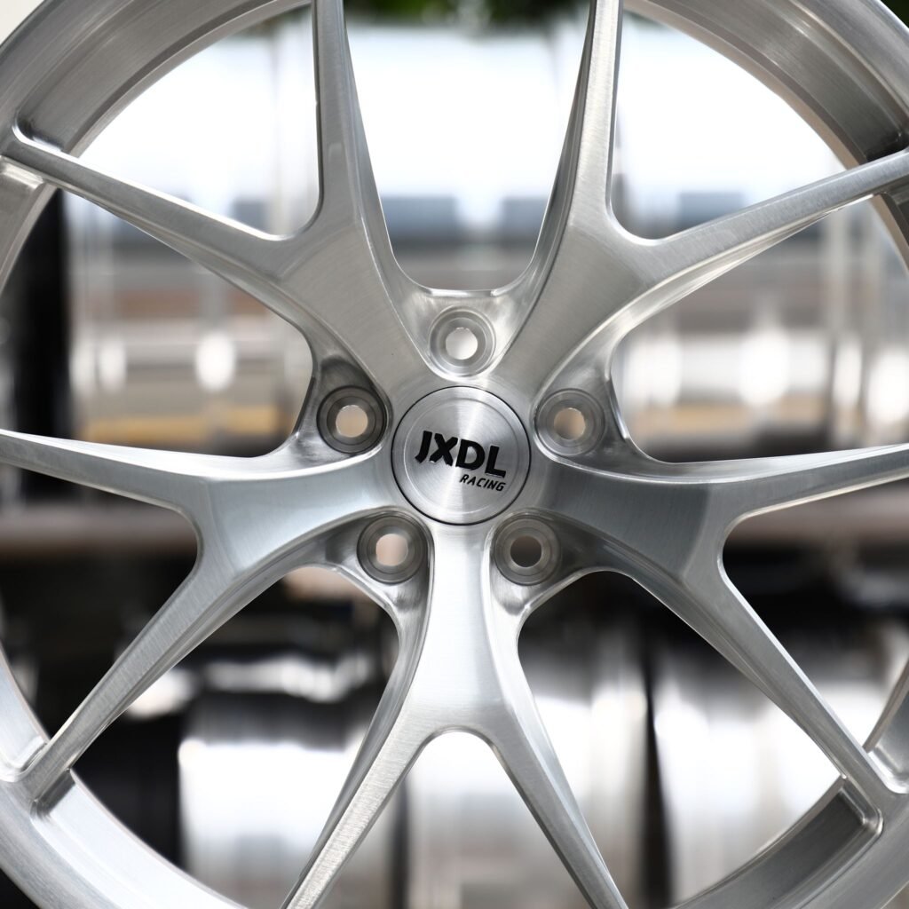 5x114.3 wheels – Brushed Silver 5 Y-Spoke Concave (JXDL-Style), side view