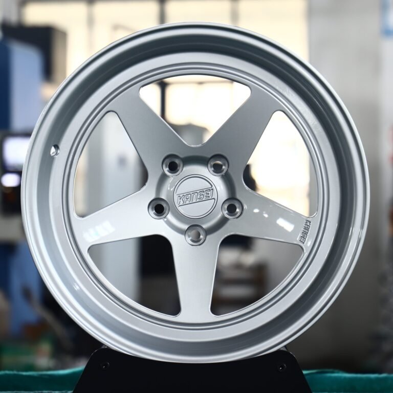 Toyota Camry wheels – Matte Silver 5-Spoke Deep Lip (Kansei-Style), front view