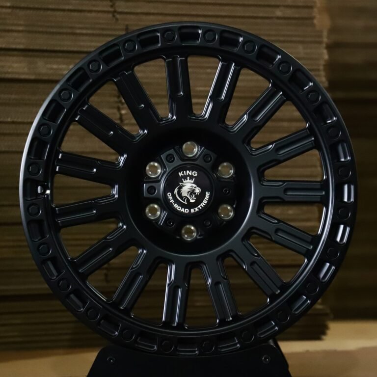 Chevrolet Silverado HD wheels – Matte Black 20-Spoke Bolt Ring (King-Style), front view