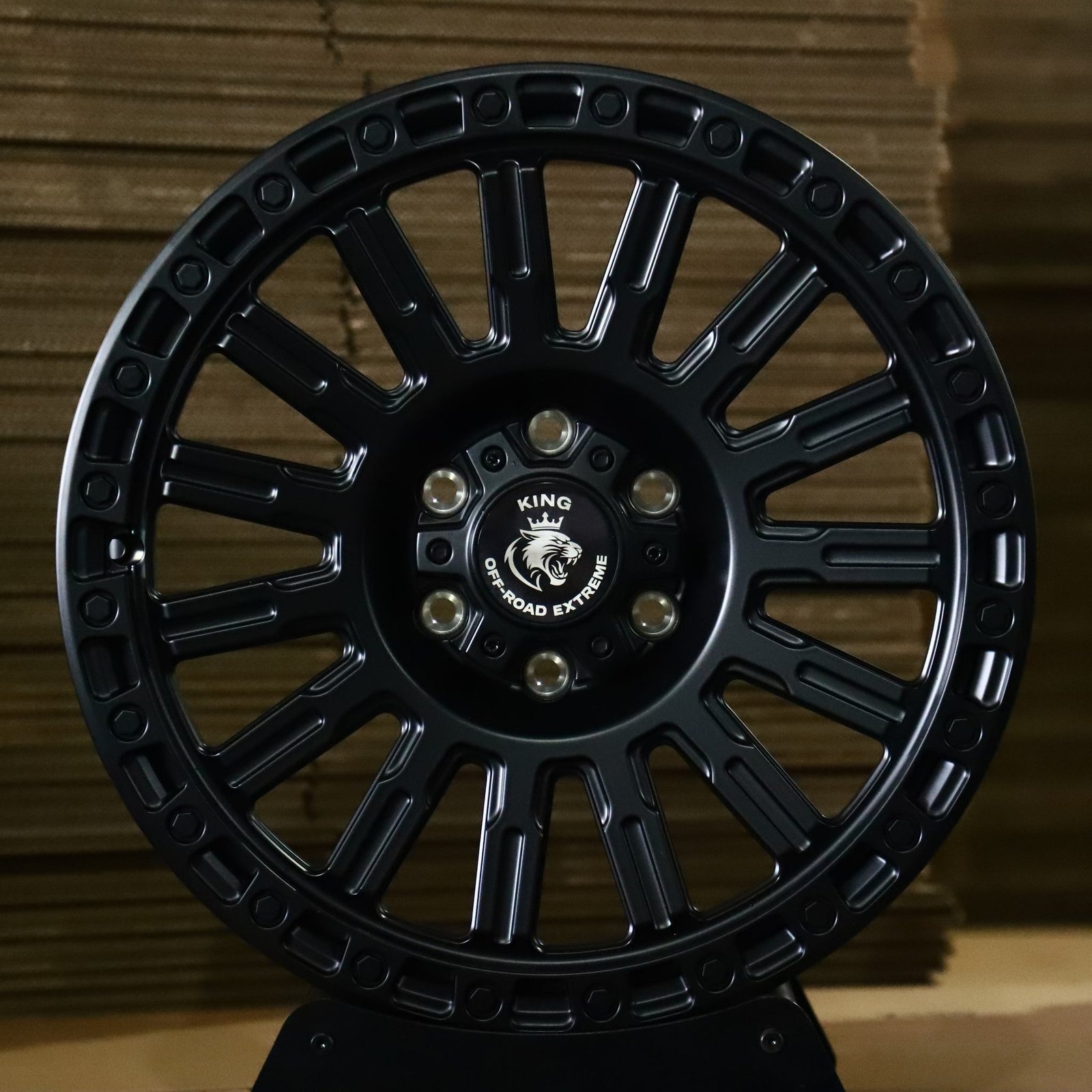 Chevrolet Silverado HD wheels – Matte Black 20-Spoke Bolt Ring (King-Style), front view