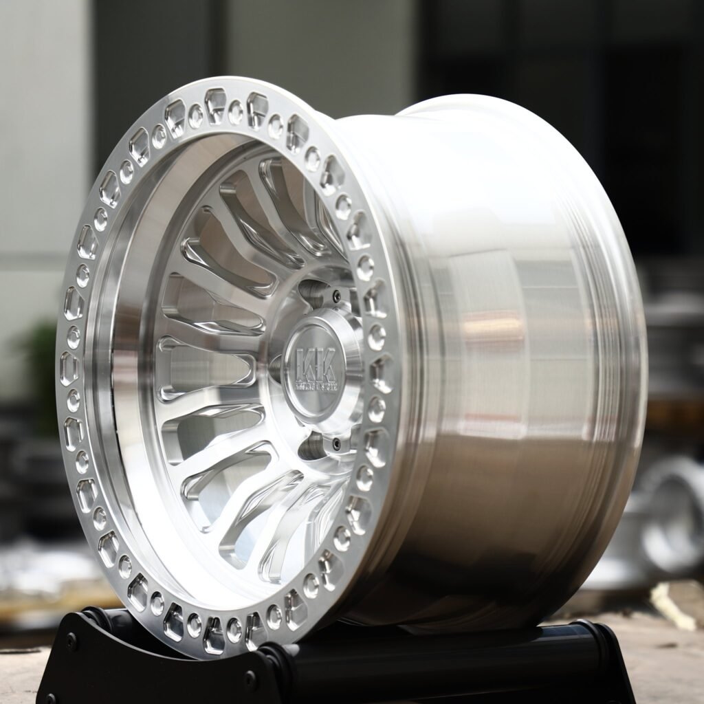 Ram 2500 wheels – Polished 18-Spoke Bolted Ring Beadlock (KK-Style), angled view