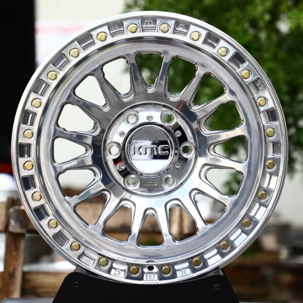 Ford F-250 Super Duty wheels – Chrome-Cap Polished 16-Spoke Bolted Ring Beadlock (KMC-Style), front view