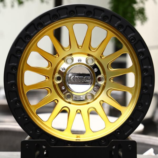 Toyota Land Cruiser wheels – Gold Multi-Spoke Beadlock (KMC-Style), front view