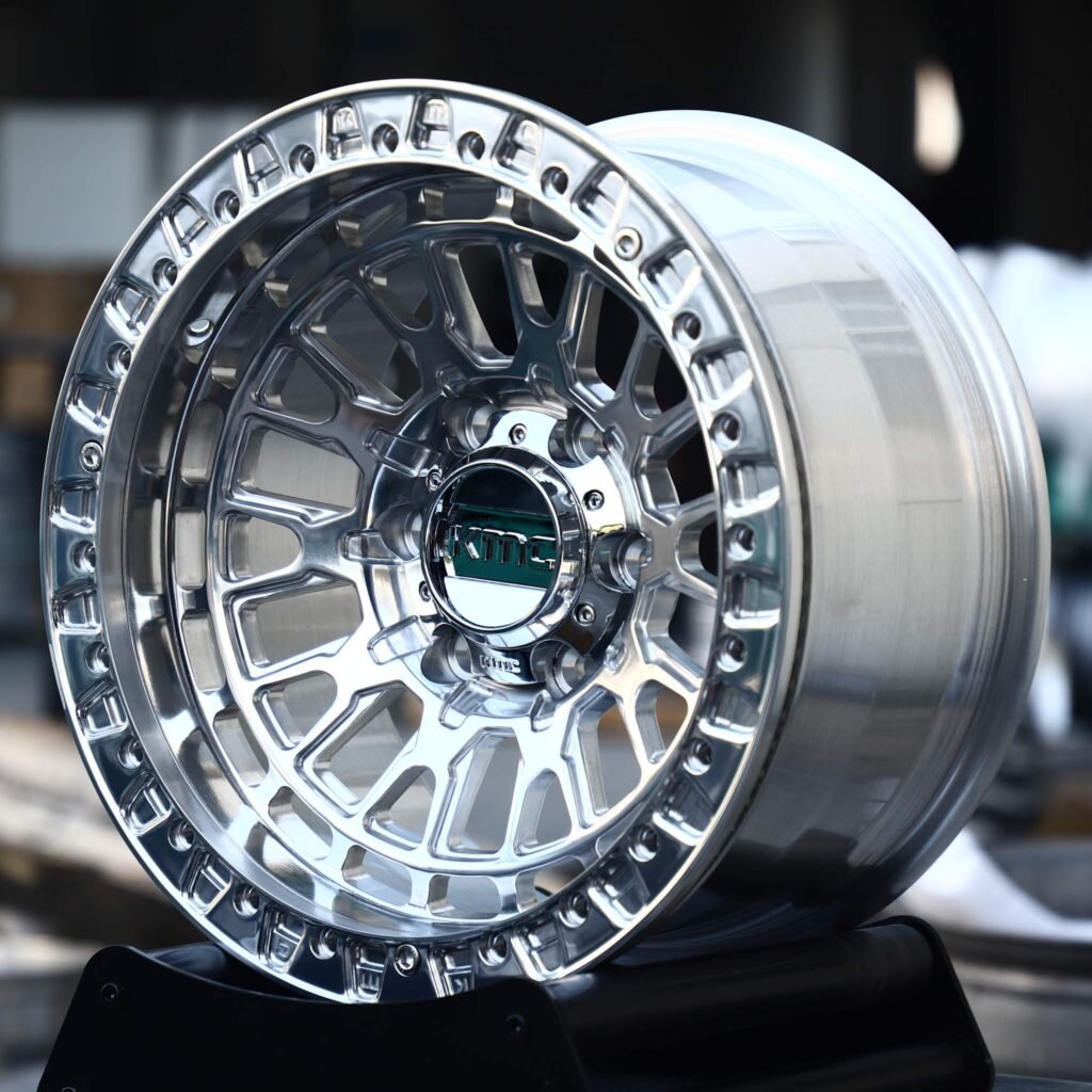Toyota FJ Cruiser wheels – Polished Mesh Double-Ring Beadlock (KMC-Style), angled view