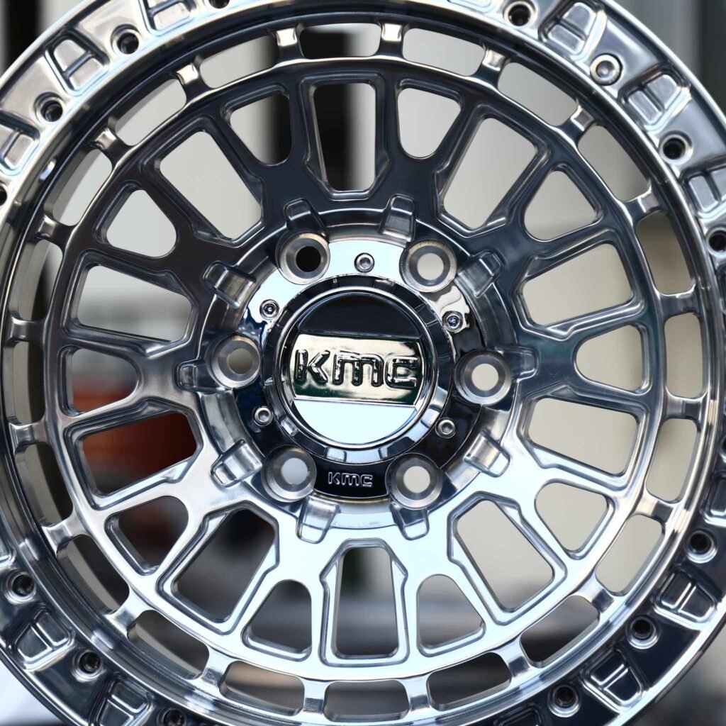Toyota Tacoma wheels – Polished Mesh Double-Ring Beadlock (KMC-Style), lip and barrel detail