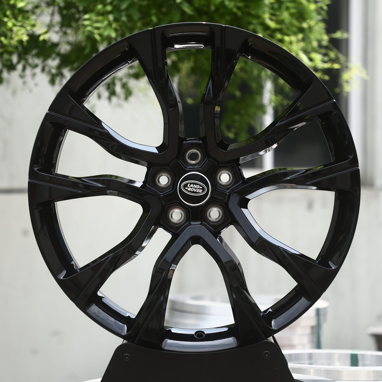 Land Rover Range Rover wheels – Gloss Black 5 Split Y-Spoke (Land Rover OEM-Style), front view