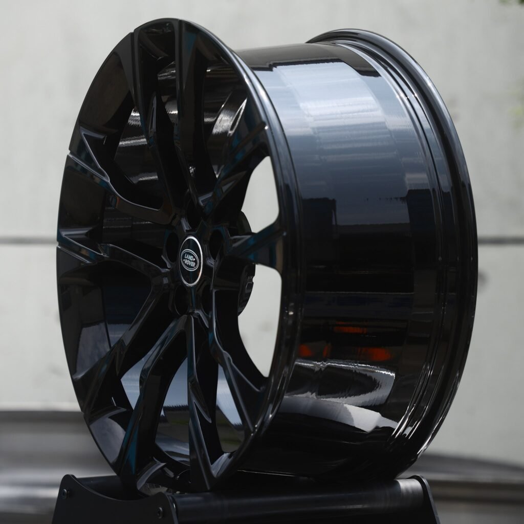 5x120 wheels – Gloss Black 5 Split Y-Spoke (Land Rover OEM-Style), side view