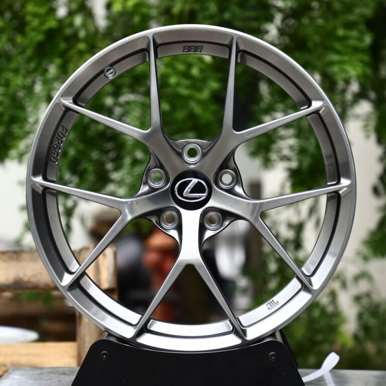 Lexus ES wheels – Black Chrome 5 Y-Spoke (Lexus OEM-Style), front view