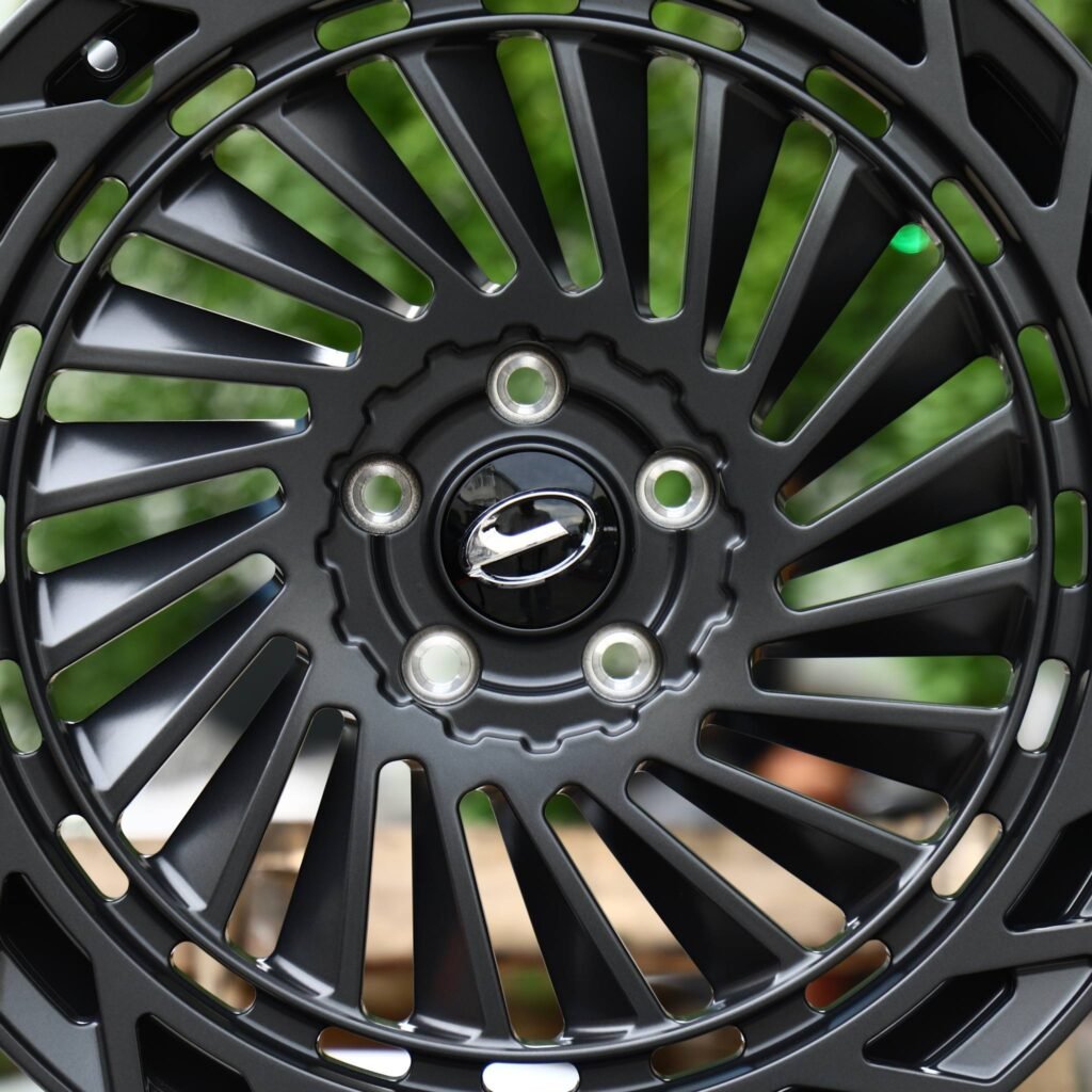 Lexus IS wheels – Satin Black Multi-Spoke Toothed Ring (Lexus OEM-Style), lip and barrel detail