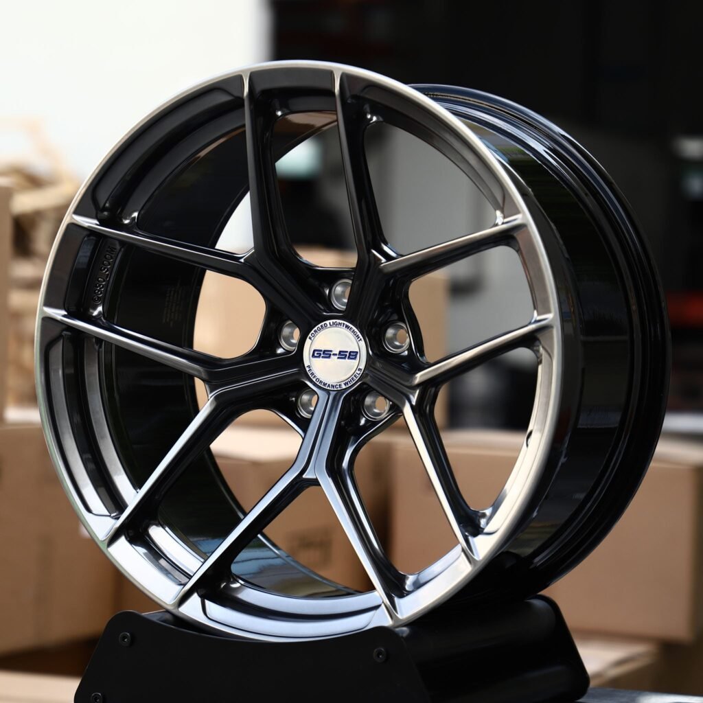 Toyota Highlander wheels – Black Chrome 5 Y-Spoke, angled view