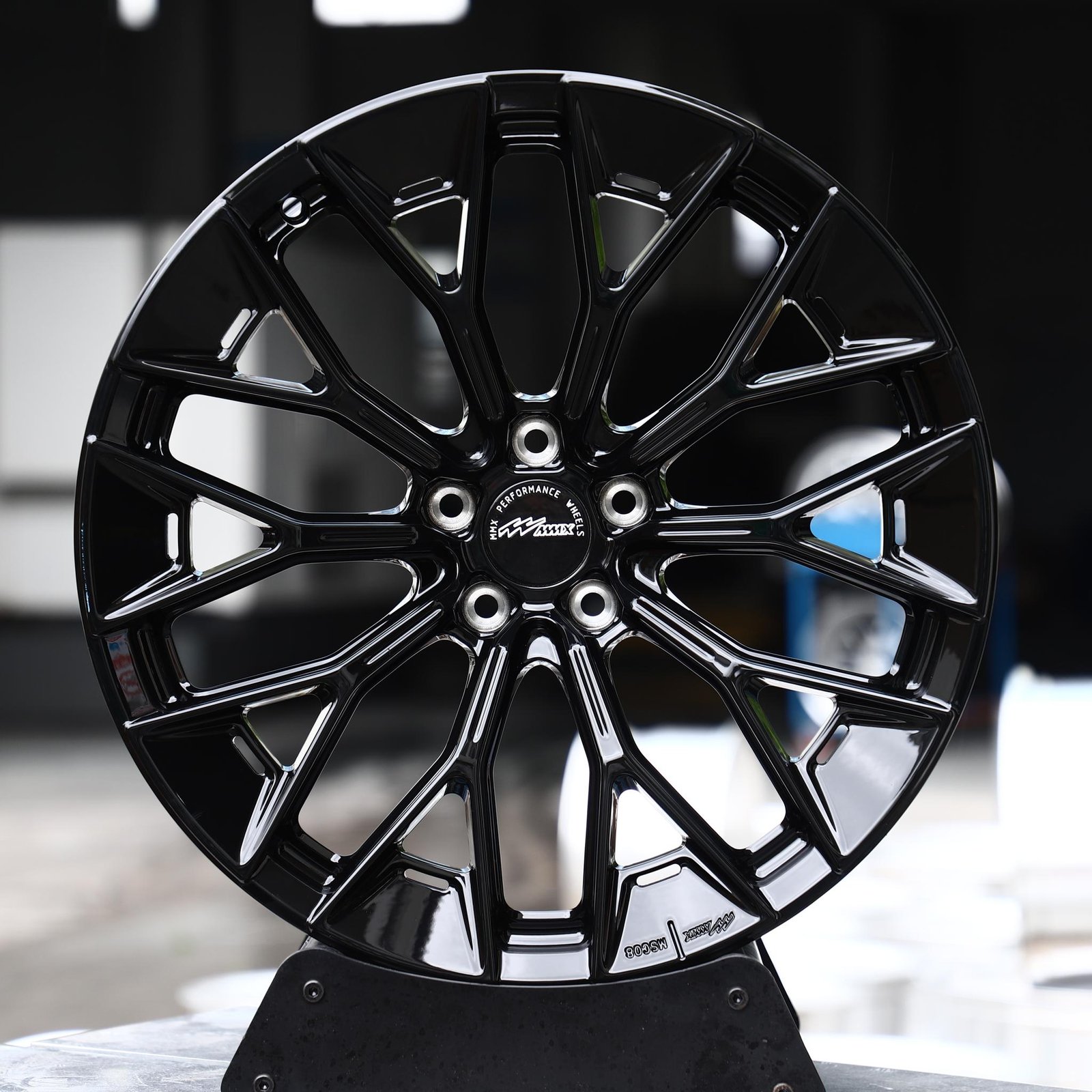 Lexus RX wheels – Gloss Black Split Y-Spoke Mesh, front view