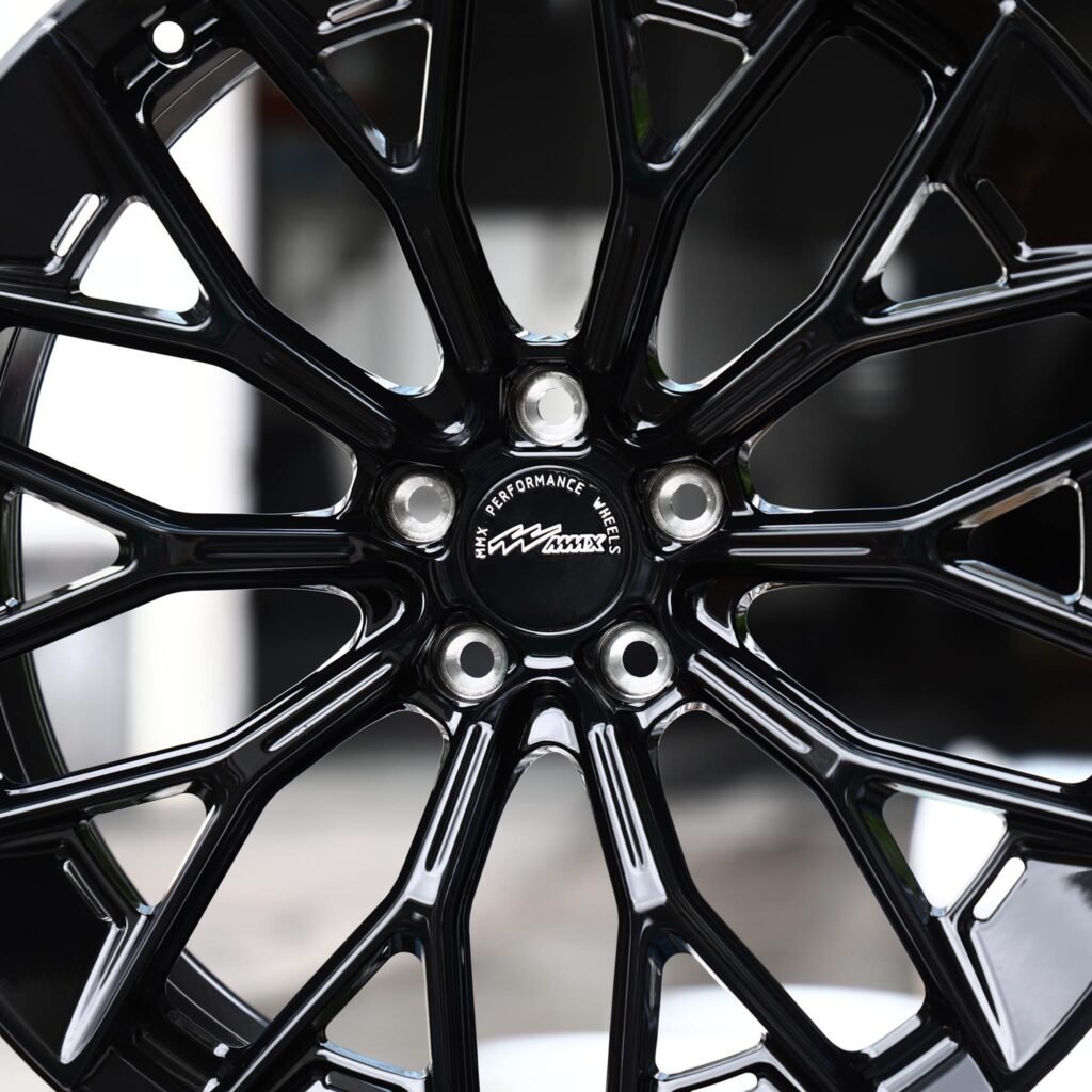 Tesla Model 3 wheels – Gloss Black Split Y-Spoke Mesh, lip and barrel detail