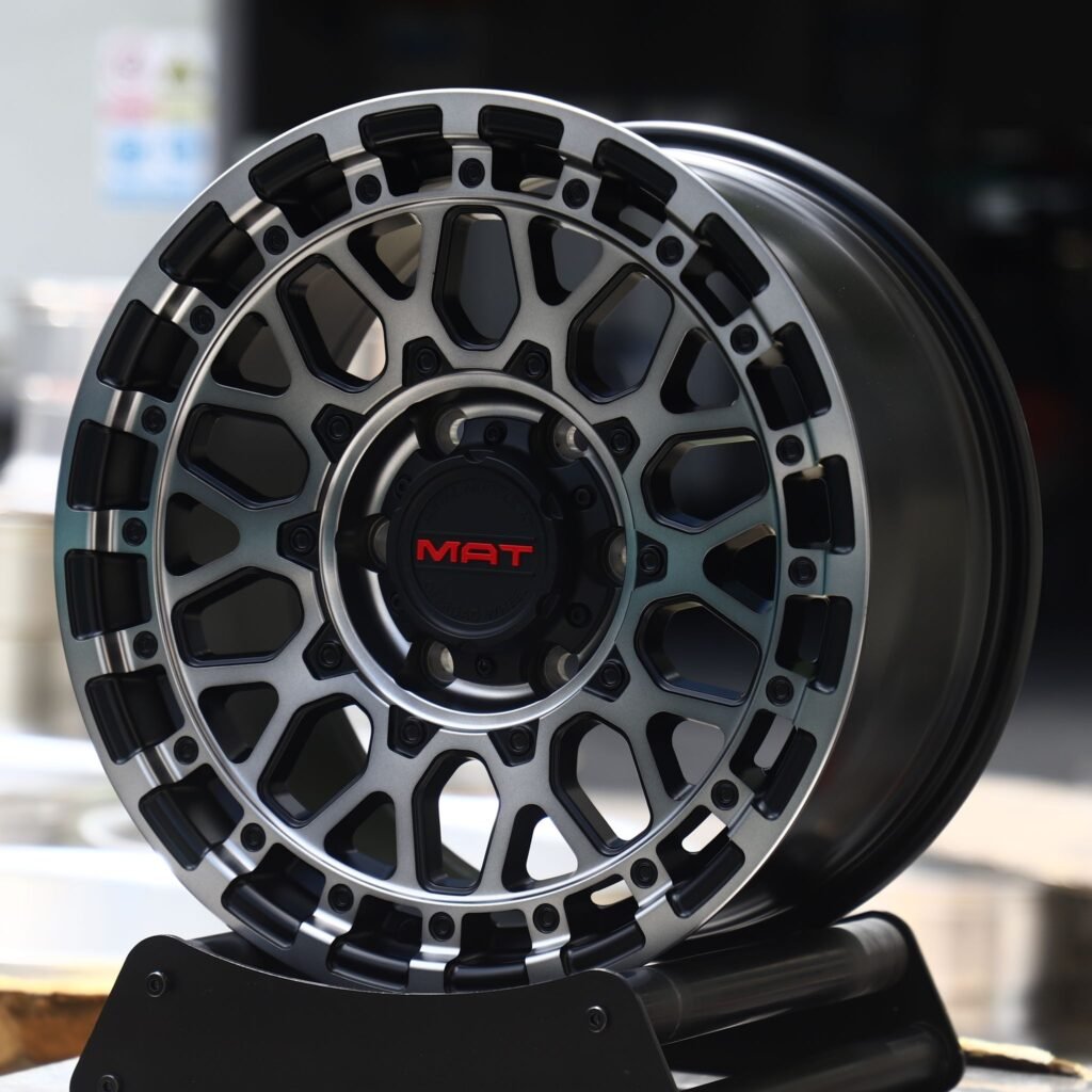 Toyota 4Runner wheels – Black / Machined Mesh (MAT-Style), angled view