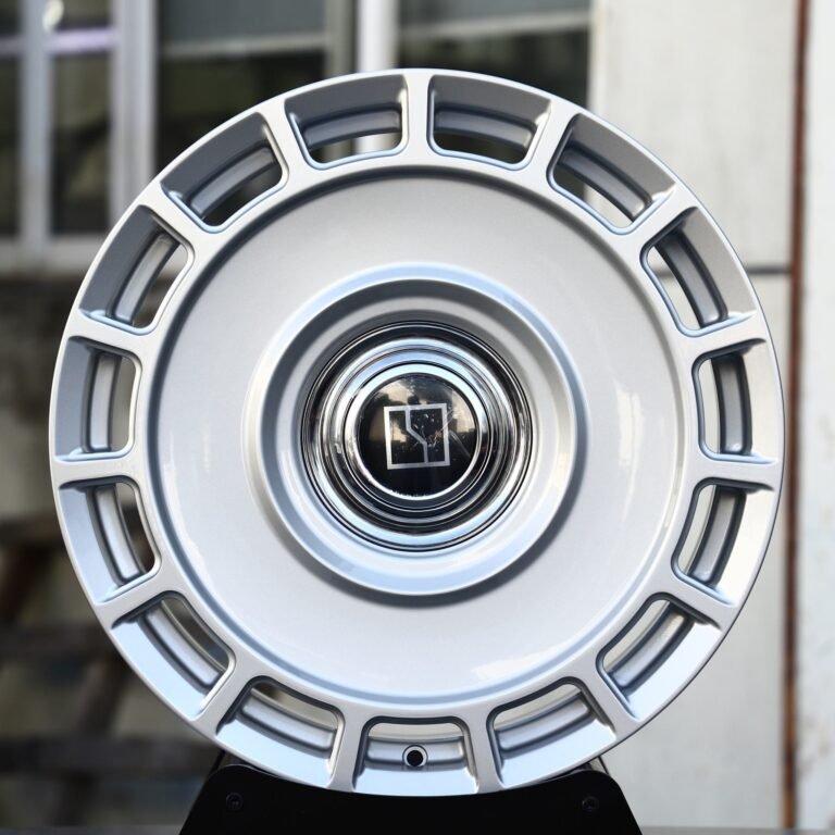 Mercedes-Benz GLE wheels – Bright Silver Slotted Turbine Disc, front view