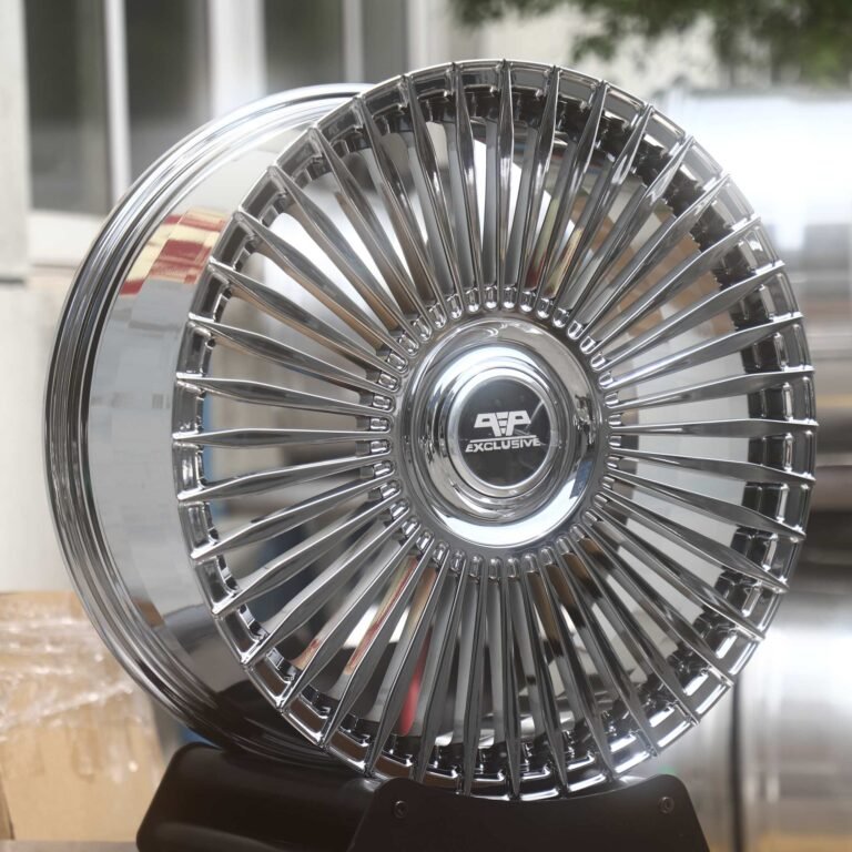 Mercedes-Benz GLE wheels – Chrome Multi-Spoke Floating Cap, front view