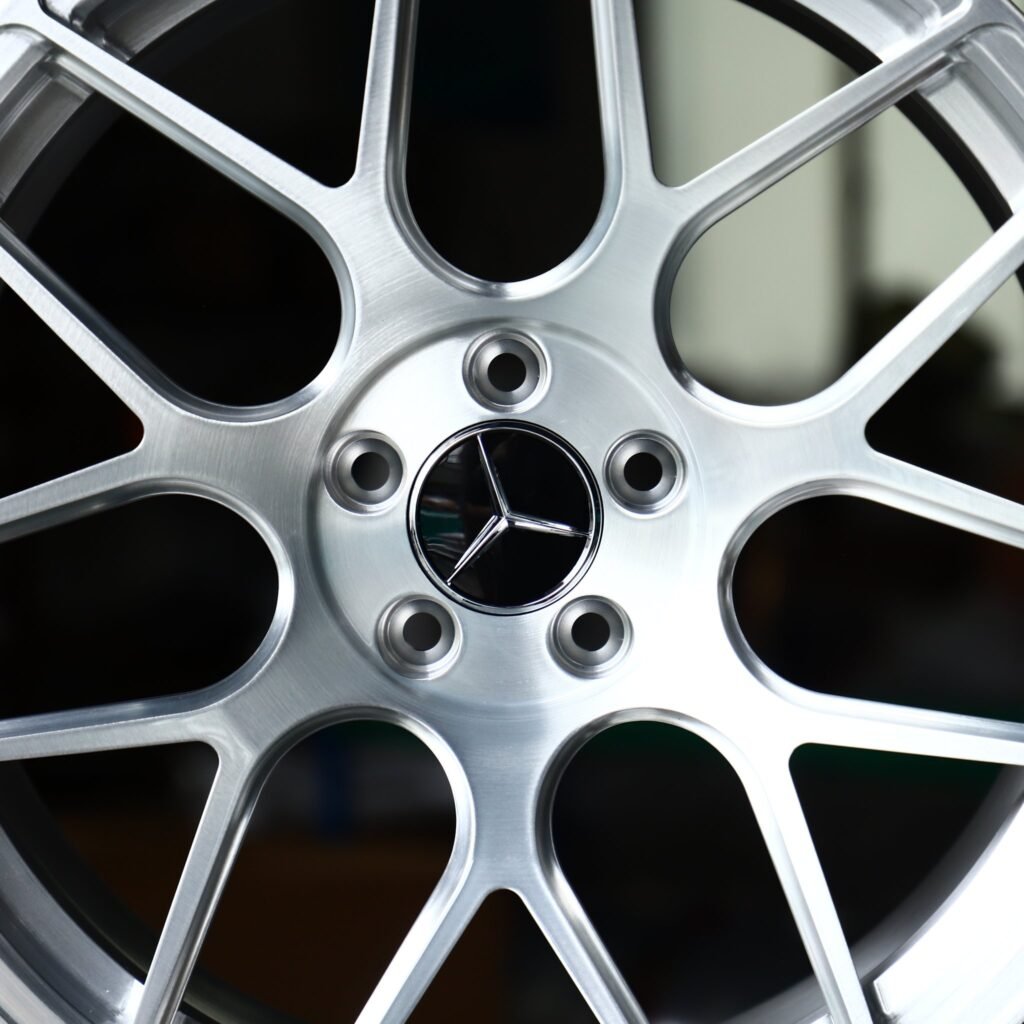 Mercedes-Benz C-Class W206 wheels – Brushed Silver Multi-Spoke (Mercedes-Benz OEM-Style), lip and barrel detail