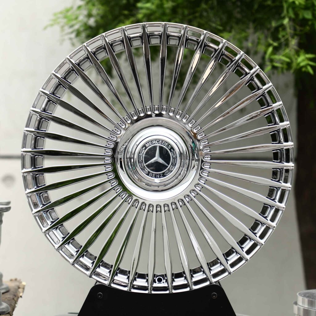 Mercedes-Benz G-Class wheels – Chrome Multi-Spoke Full-Face Floating Cap (Mercedes-Benz OEM-Style), front view