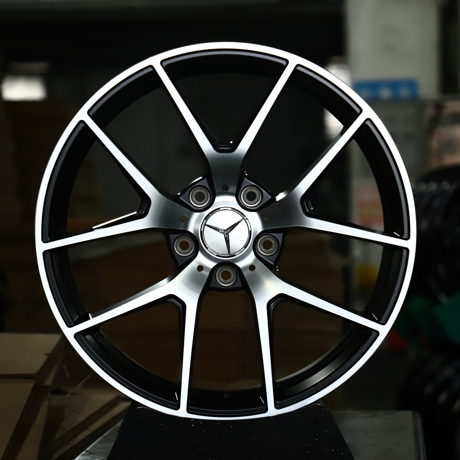 Mercedes S-Class wheels – Satin Black Machined 5 Y-Spoke (Mercedes-Benz OEM-Style), front view