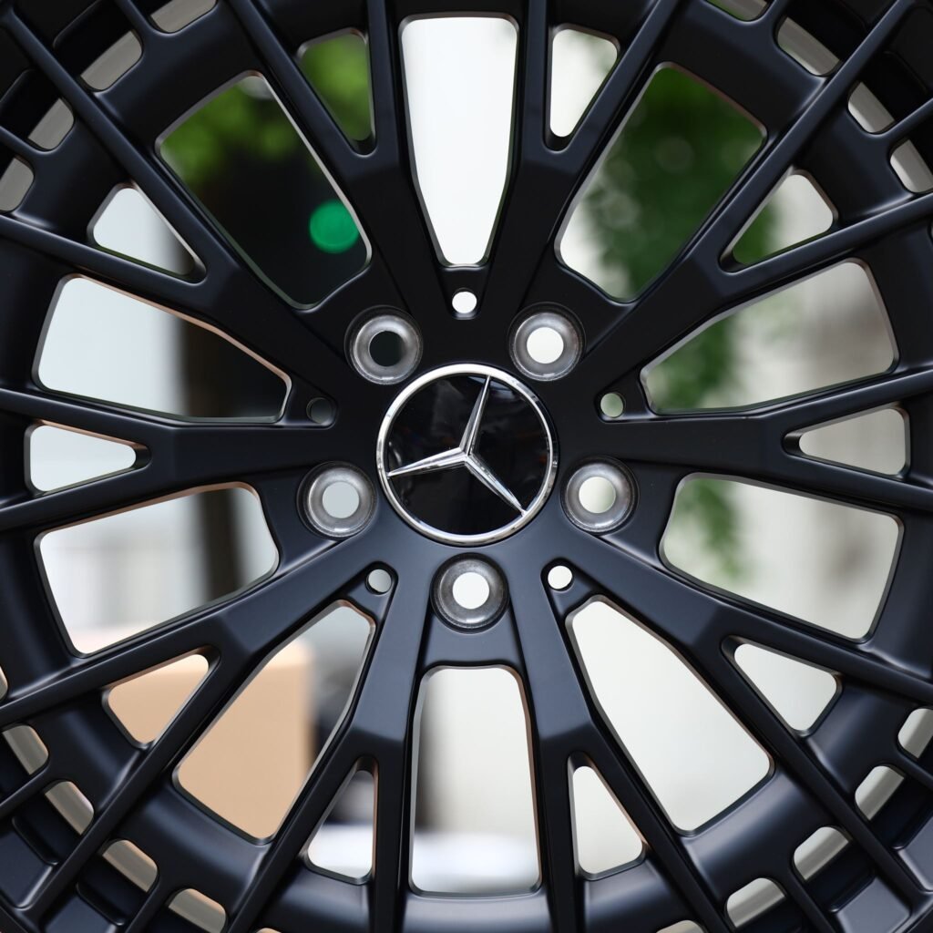 Mercedes-Benz S-Class W223 wheels – Satin Black Multi-Spoke Mesh Windowed Ring (Mercedes-Benz OEM-Style), lip and barrel detail