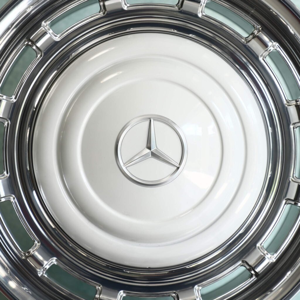 5x112 wheels – White / Polished Slotted Disc Deep Lip (Mercedes-Benz OEM-Style), side view