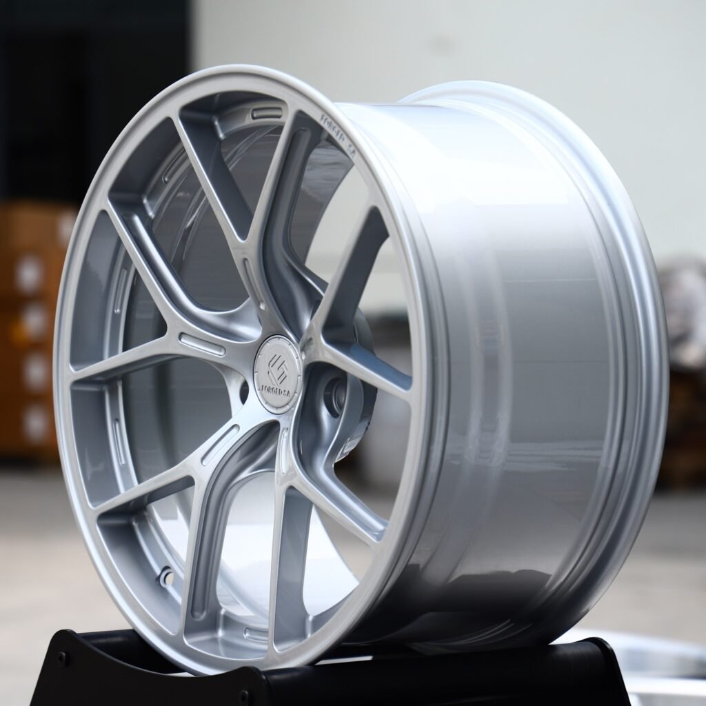 5x112 wheels – Bright Silver 5 Y-Spoke Slotted, side view