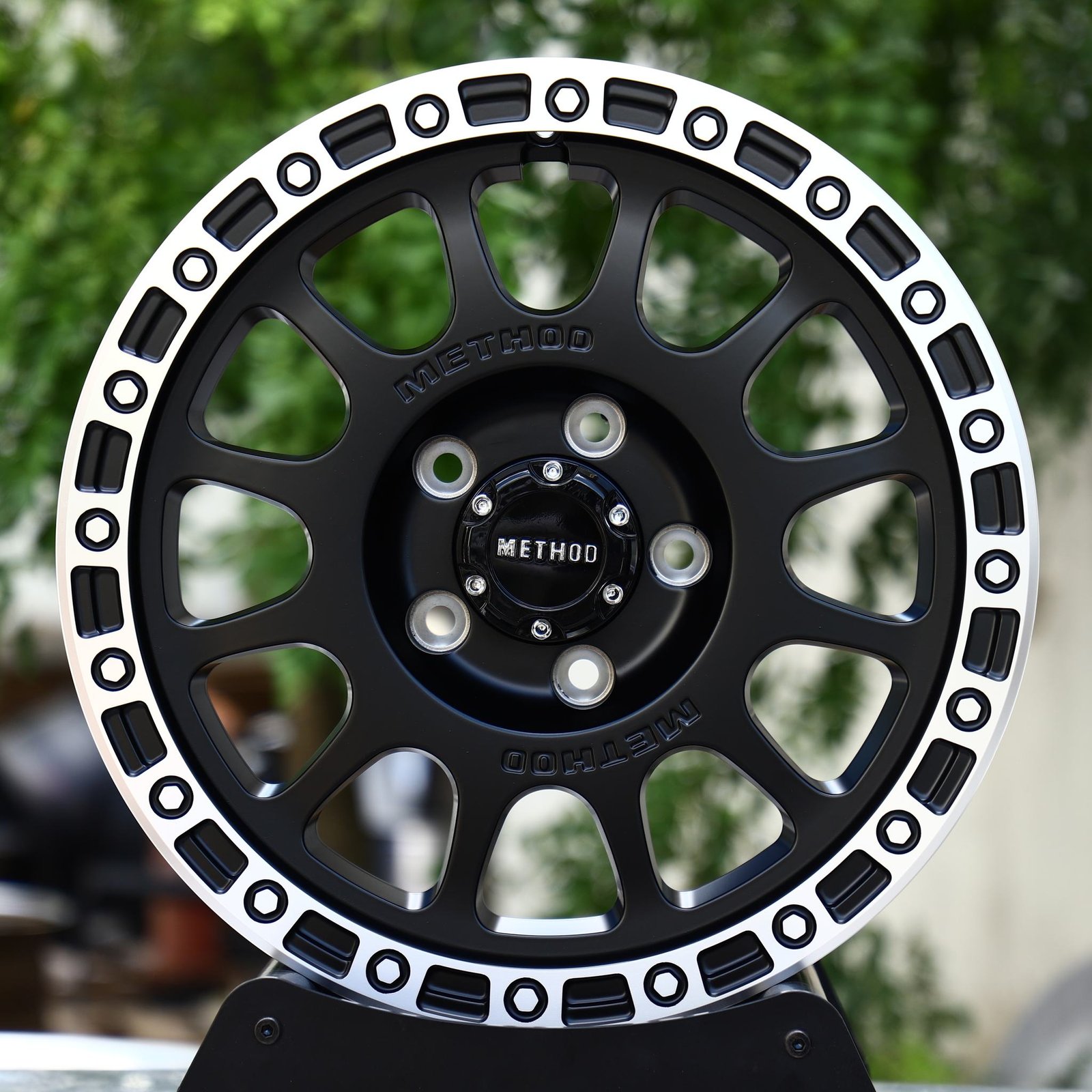 Jeep Wrangler wheels – Matte Black Machined Bolt Ring 12-Spoke (Method-Style), front view
