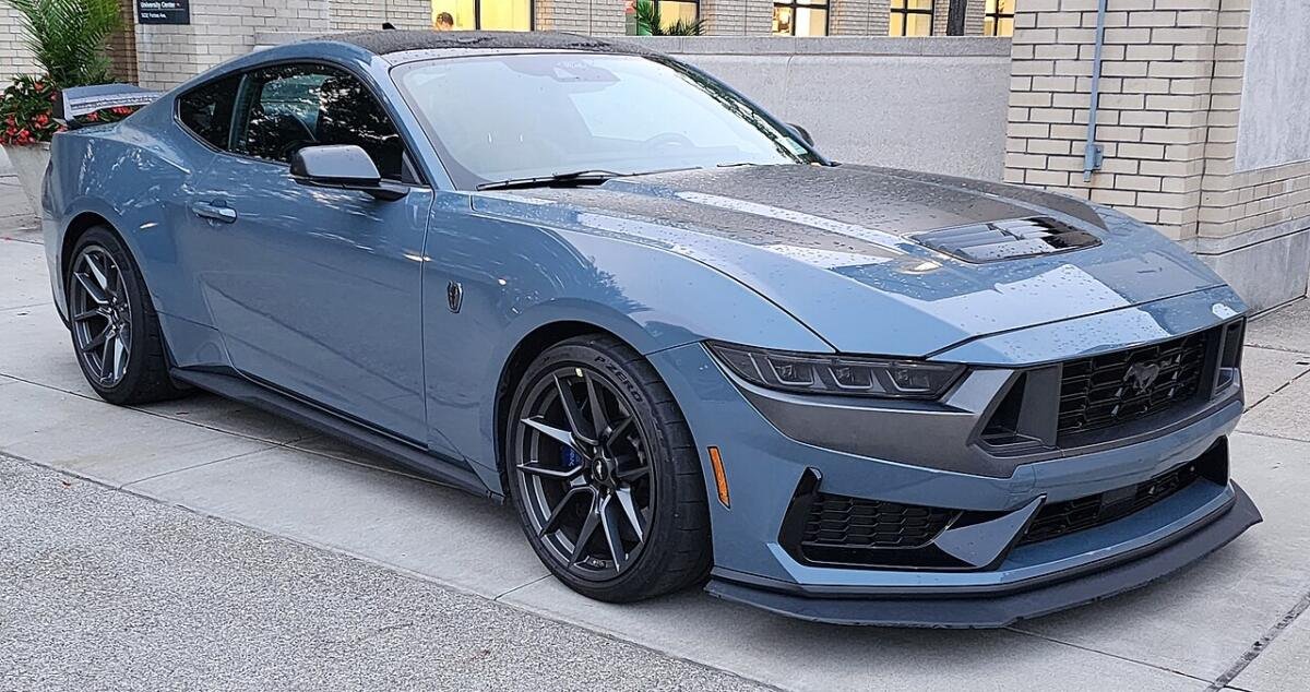 2024 Ford Mustang Dark Horse with Brembo brakes that set the minimum drag wheel diameter