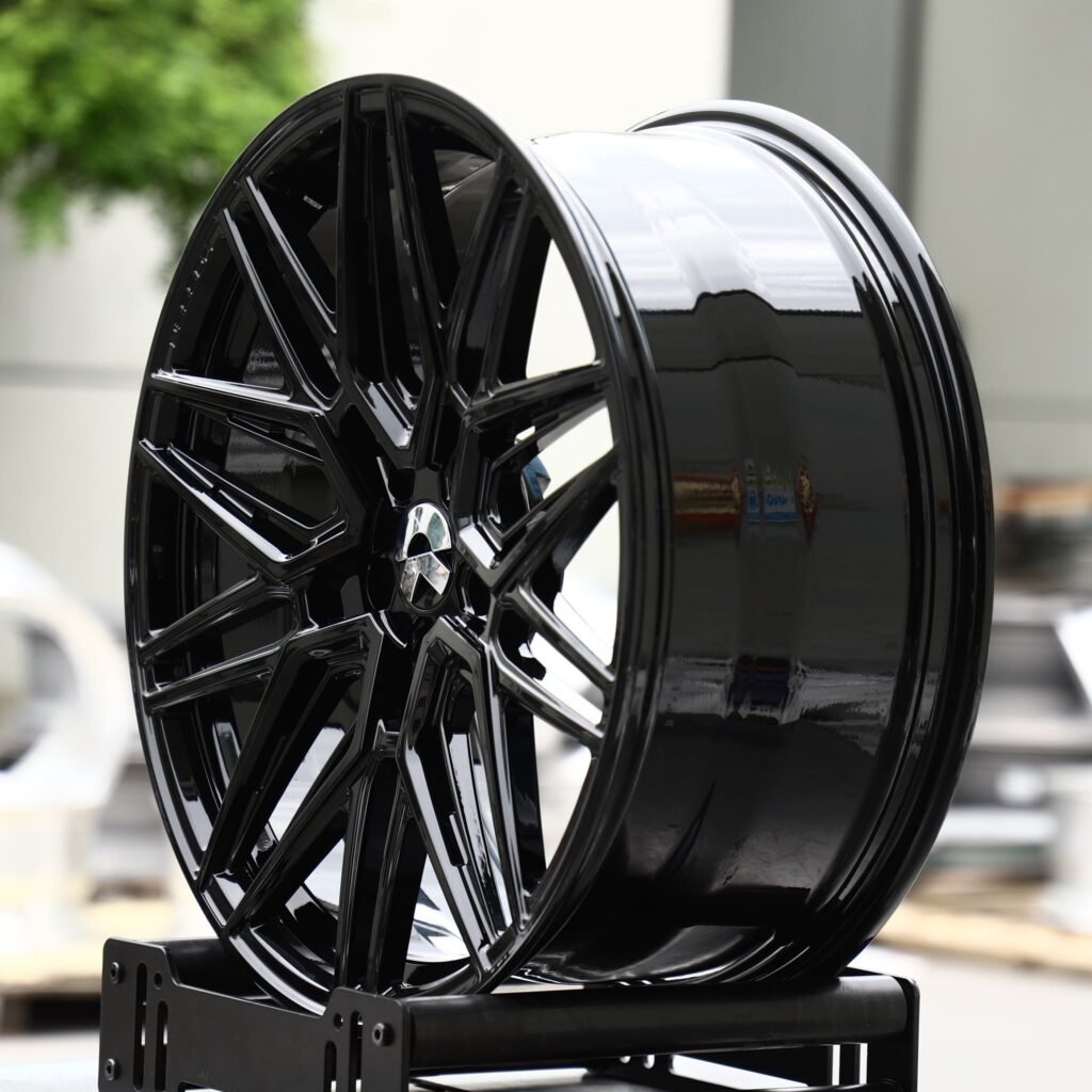NIO ES6 wheels – Gloss Black Fine Y-Spoke Mesh (NIO OEM-Style), angled view