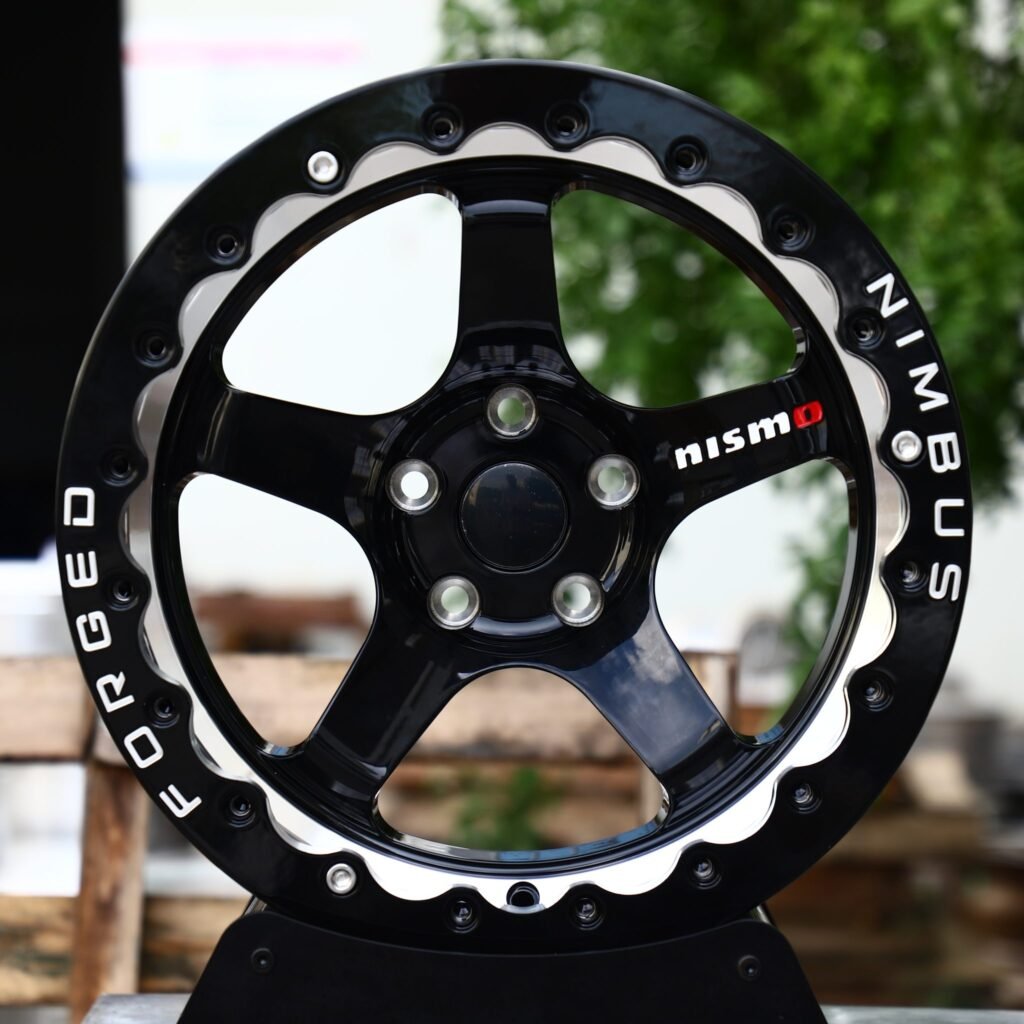 Nissan GT-R wheels – Gloss Black 5-Spoke Beadlock (Nismo-Style), front view
