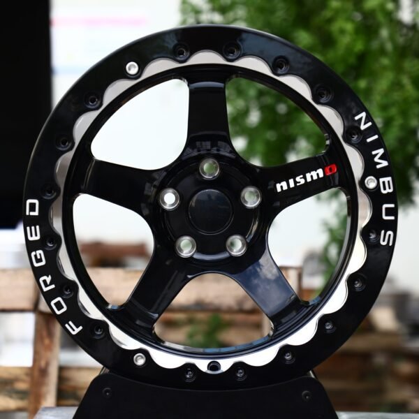 Nissan GT-R wheels – Gloss Black 5-Spoke Beadlock (Nismo-Style), front view
