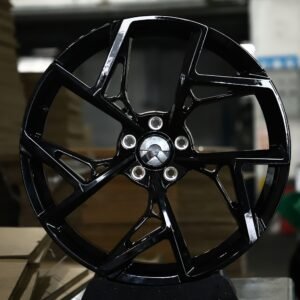 Nissan 370Z / GT-R Forged Wheels – Gloss Black 5-Spoke Directional Blade (5-Lug)