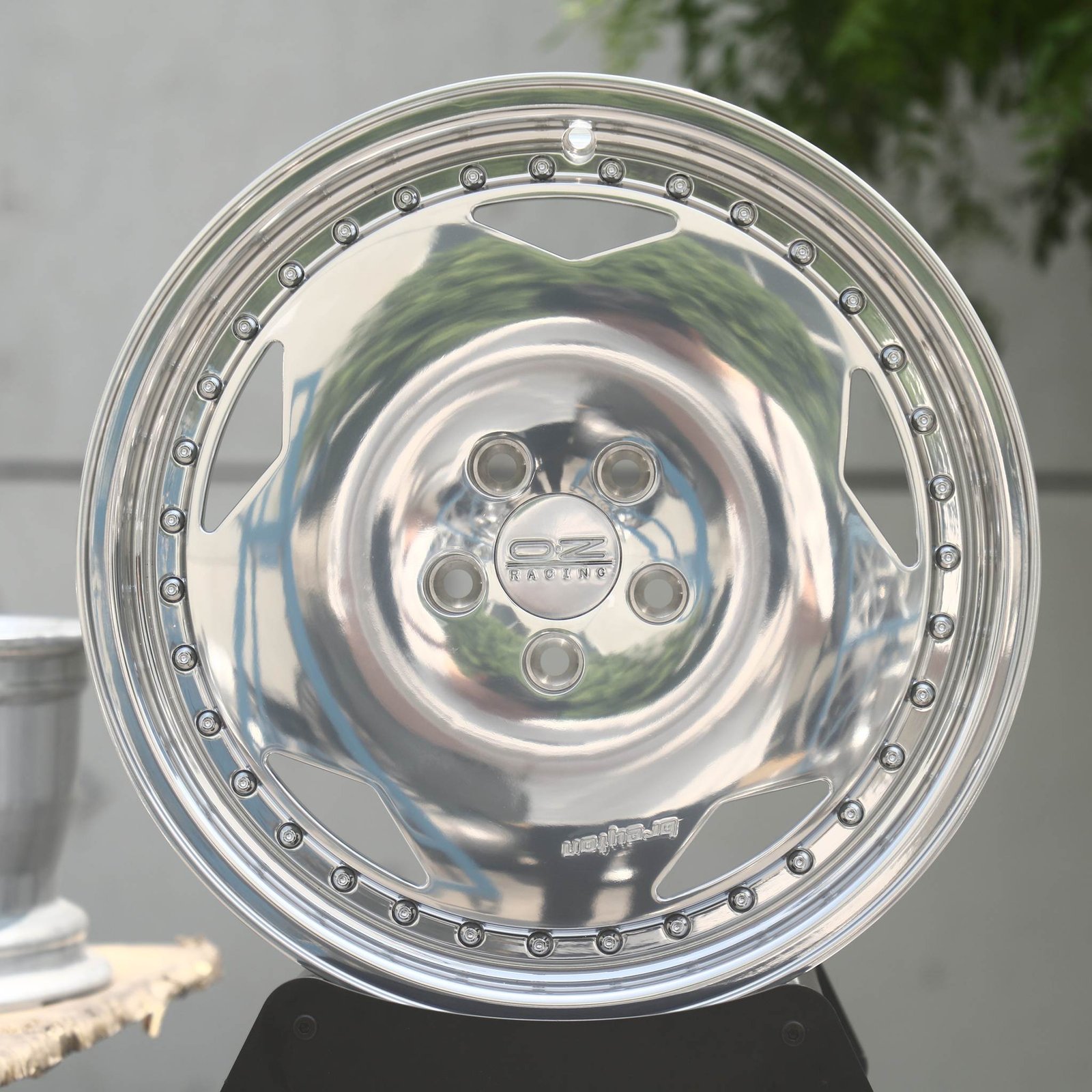 Kia Stinger wheels – Polished Turbofan Dish Riveted Lip (OZ Racing-Style), front view