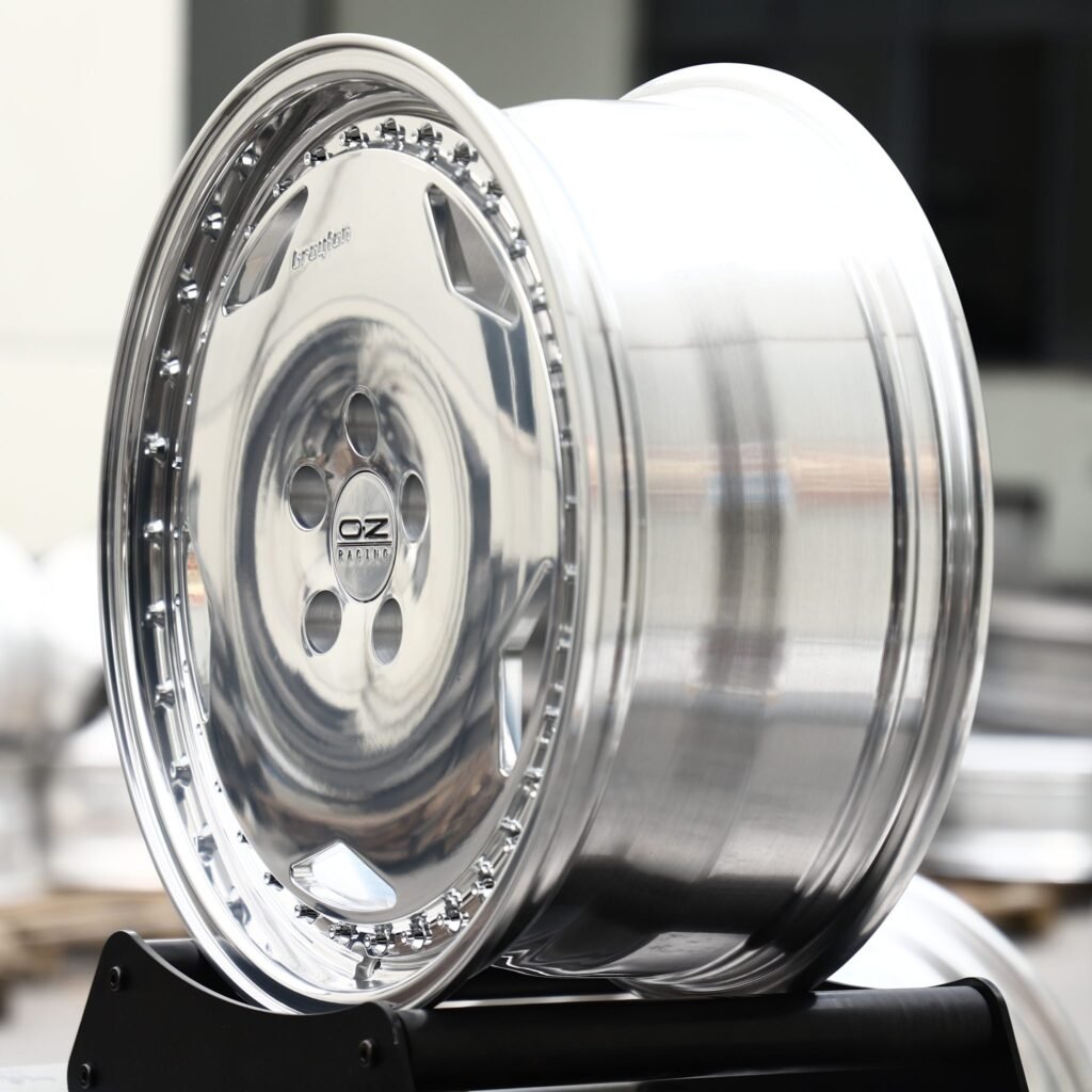 Ford Mustang S550 wheels – Polished Turbofan Dish Riveted Lip (OZ Racing-Style), close-up view