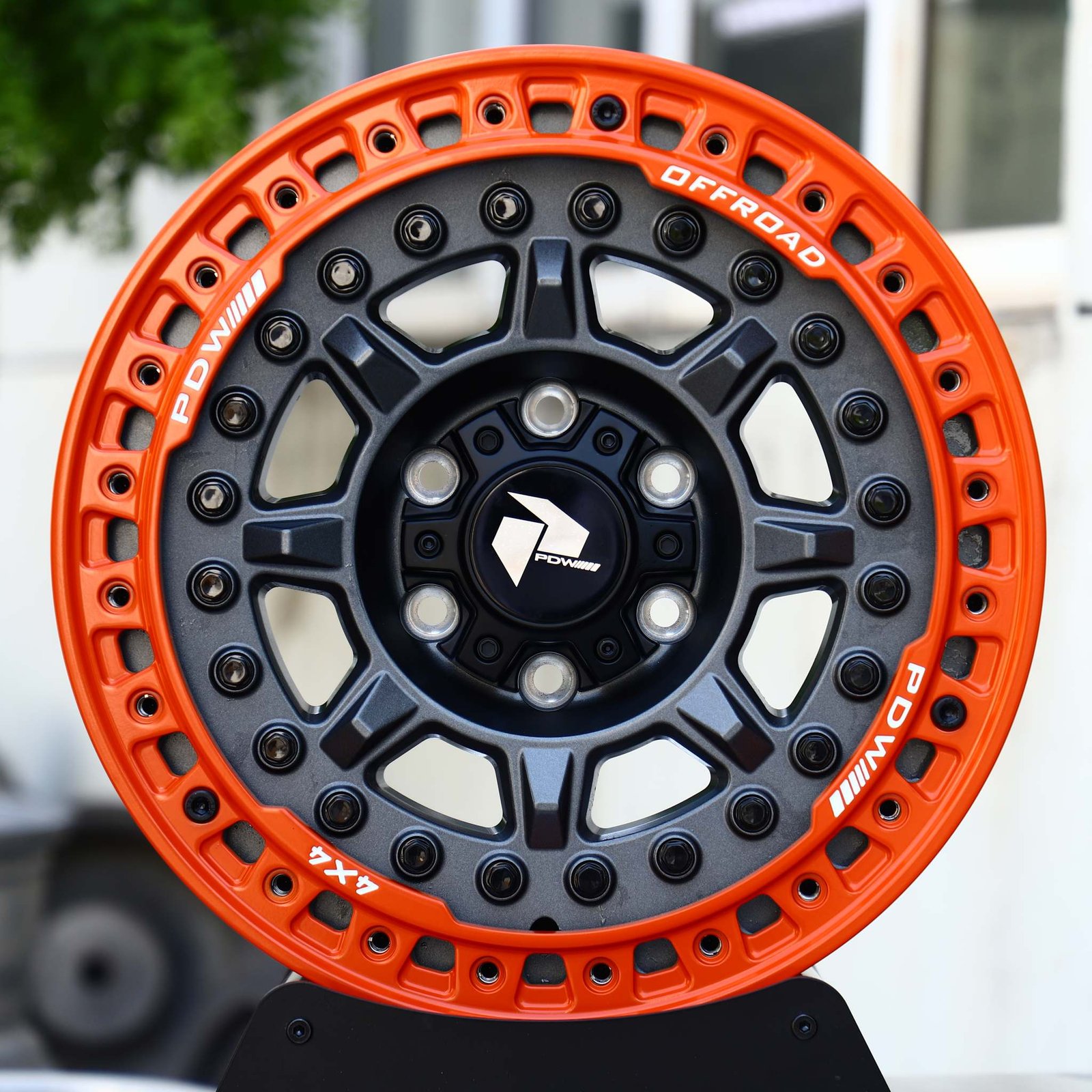 Ford Bronco wheels – Matte Black 8-Spoke Orange-Ring Beadlock (PDW Offroad-Style), front view