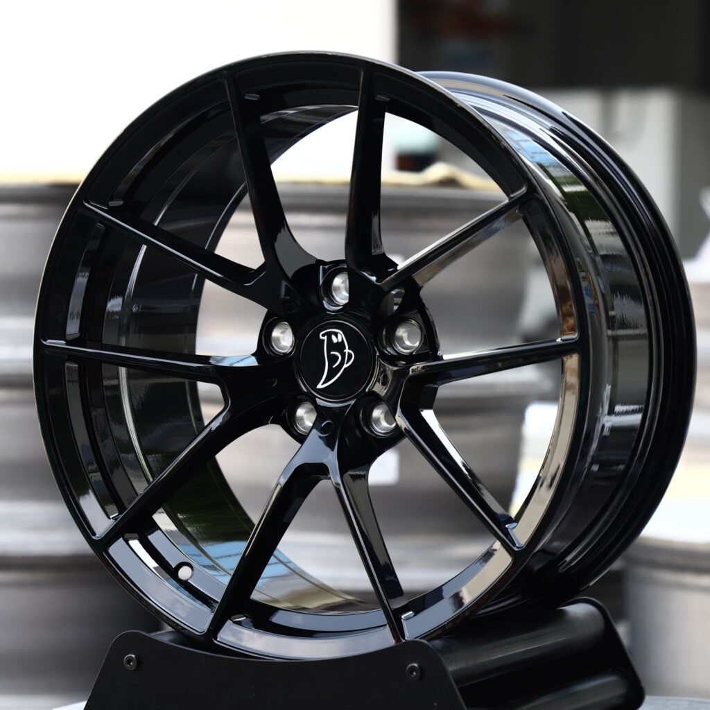 BMW M3 wheels – Gloss Black 10-Spoke Concave, angled view