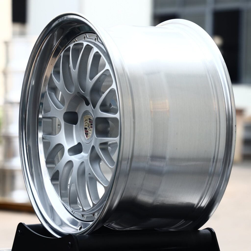 5x130 wheels – Silver Mesh 2-Piece Silver Center Cap (Porsche OEM-Style), side view