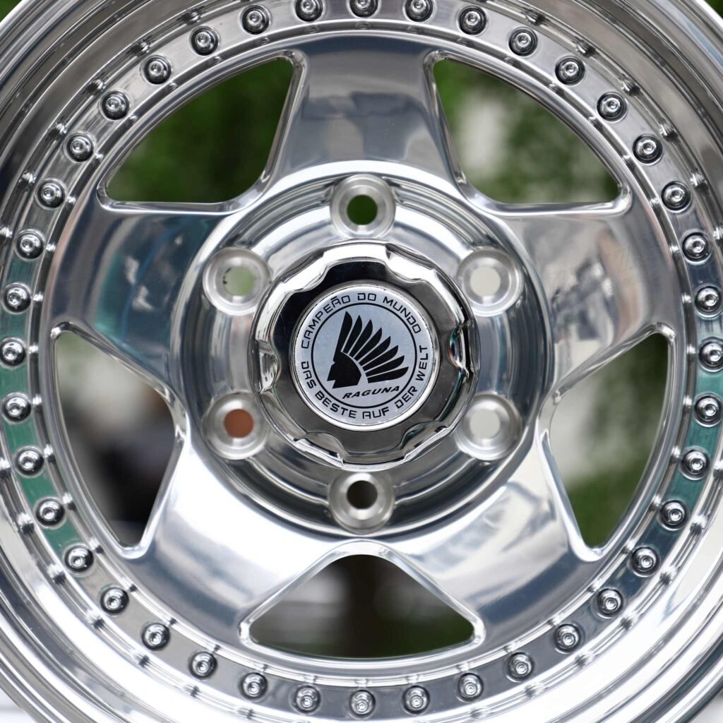 BMW M3 F80 wheels – 2-Piece Polished 5-Spoke Riveted Lip (Raguna-Style), lip and barrel detail