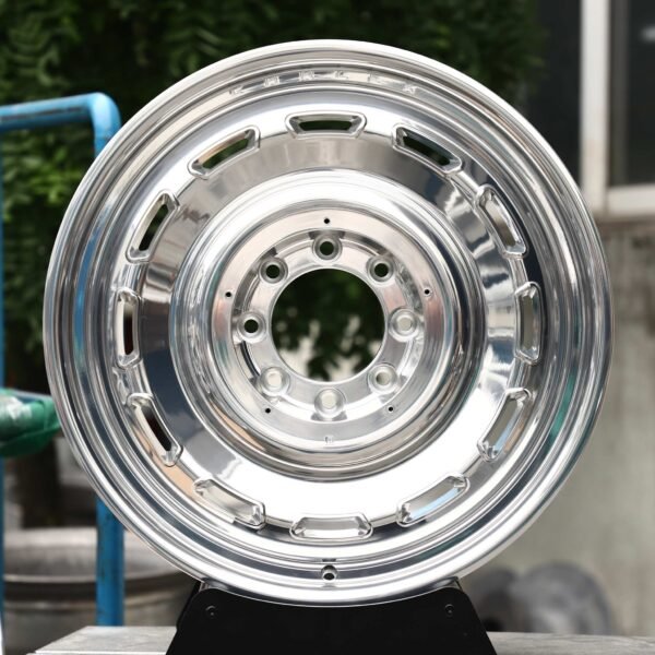 Ram 2500 wheels – Mirror Polished Full-Face, front view