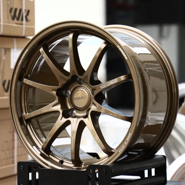 Honda Civic Type R wheels – Bronze 10-Spoke (Rays-Style), front view