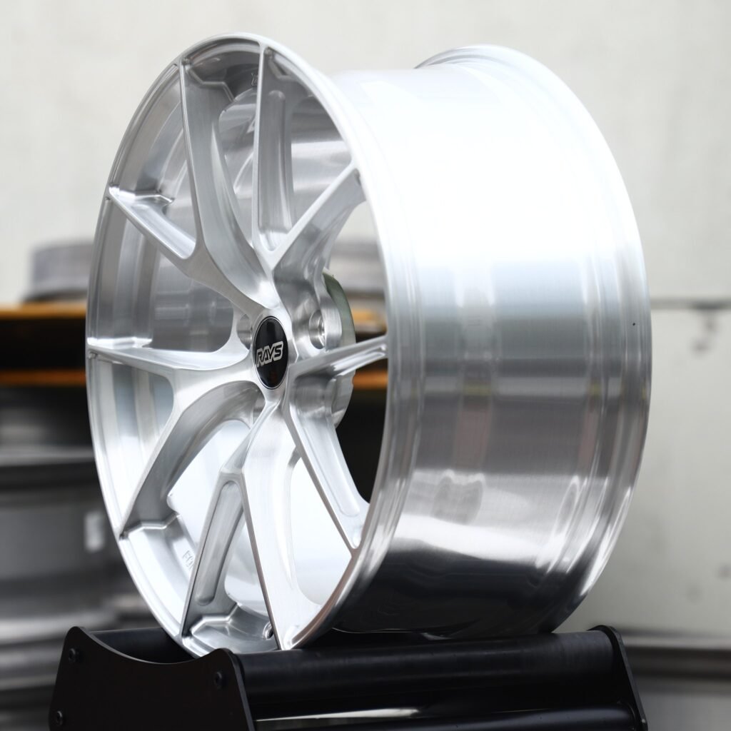 5x114.3 wheels – Brushed Silver 10-Spoke (Rays-Style), side view