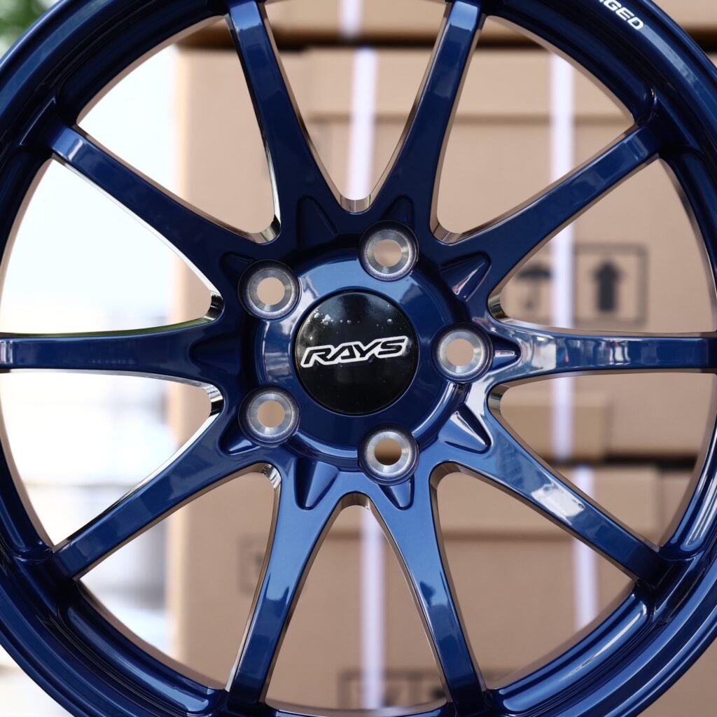 Nissan GT-R R35 wheels – Candy Blue 10-Spoke (Rays-Style), lip and barrel detail
