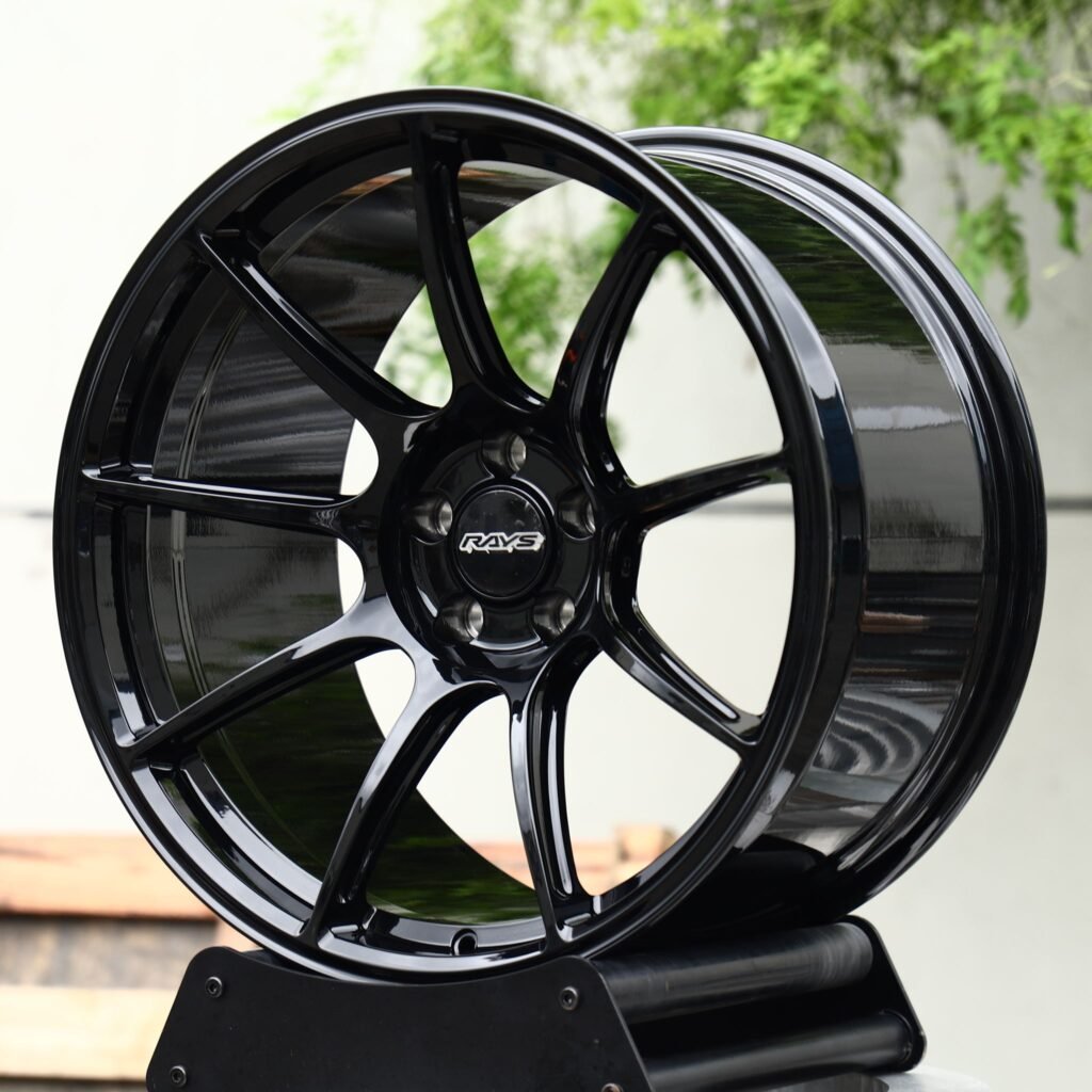 Audi A8 wheels – Gloss Black 10-Spoke (Rays-Style), angled view