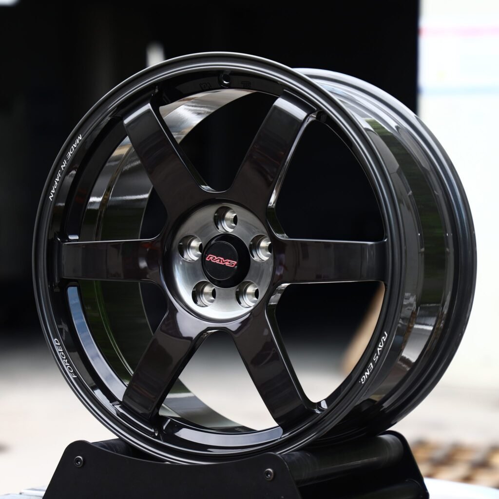 Lexus ES wheels – Gloss Black 6-Spoke (Rays-Style), angled view