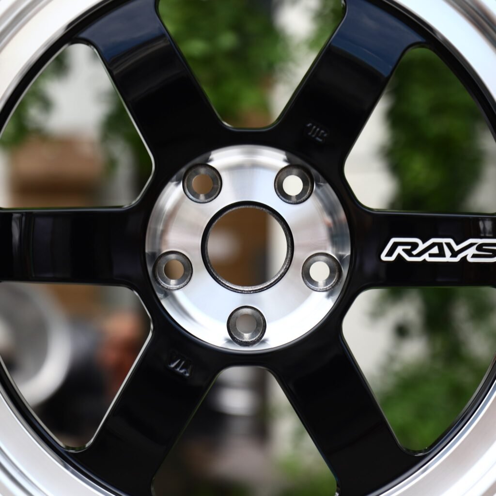 Mercedes-Benz G-Class W463 wheels – Gloss Black 6-Spoke Polished Deep Lip (Rays-Style), lip and barrel detail