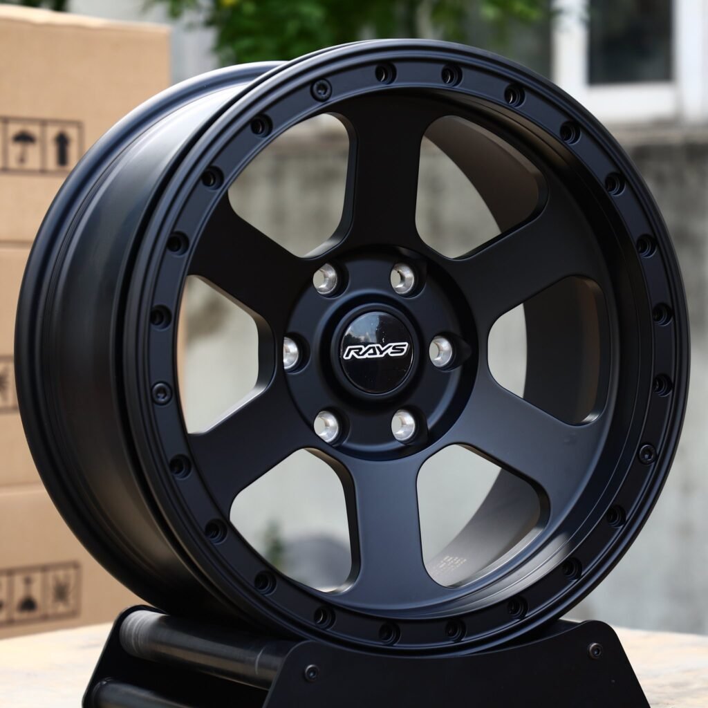 Land Rover Defender wheels – Satin Black 5-Spoke Bolt Ring Beadlock (Rays-Style), angled view