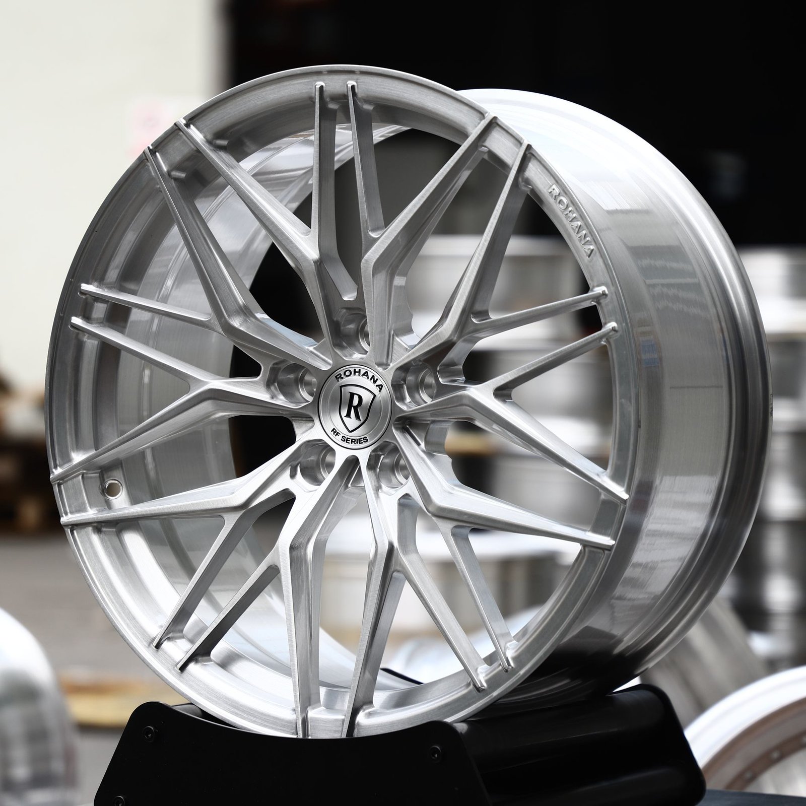 Lexus IS wheels – Brushed Silver Y-Spoke Mesh (Rohana-Style), front view