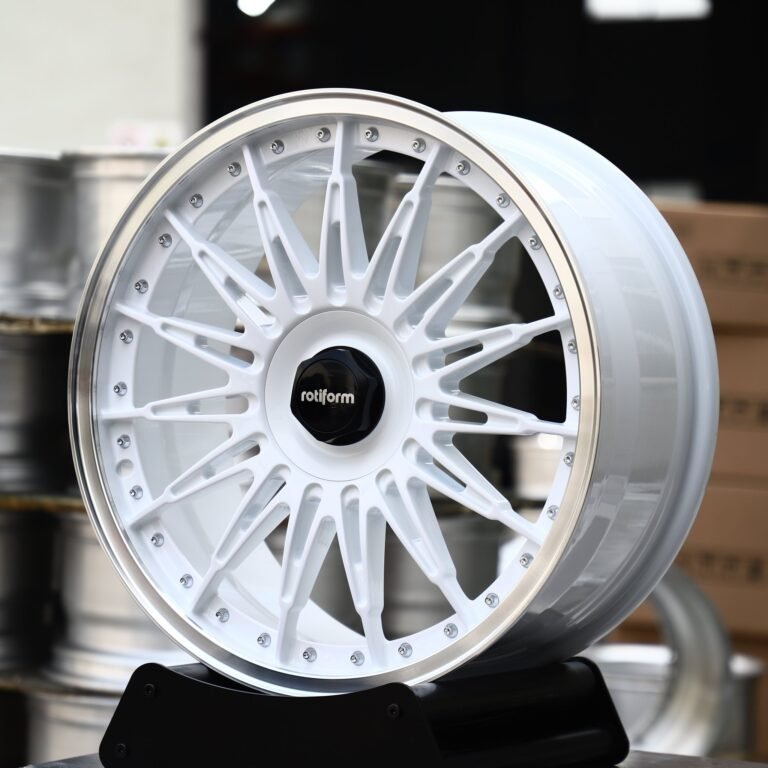 Mercedes-Benz GLE wheels – Gloss White Multi-Spoke Riveted Polished Lip (Rotiform-Style), front view