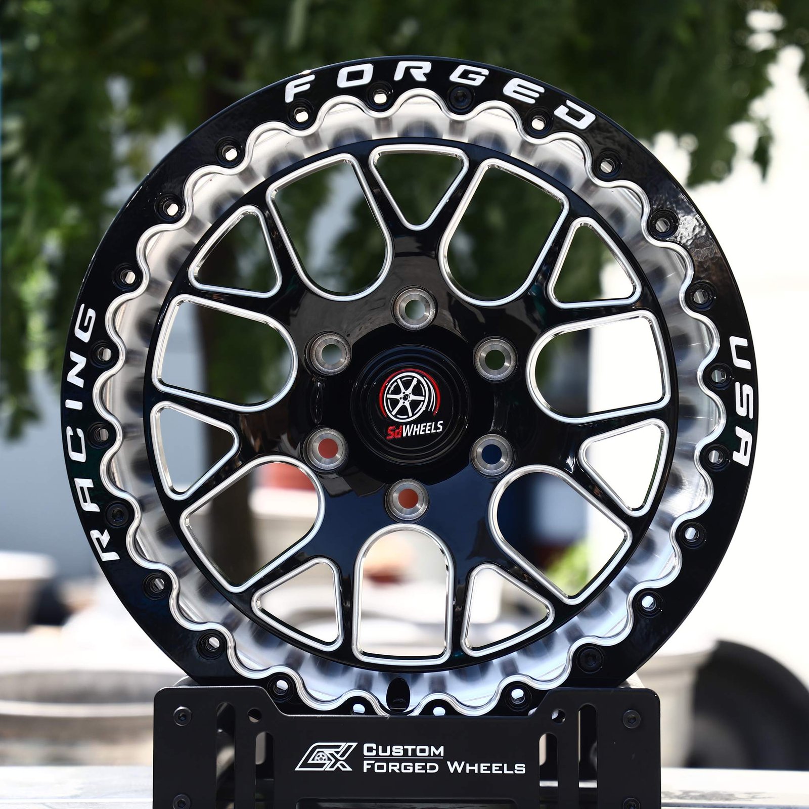 Ford Mustang wheels – Black / Milled Mesh Beadlock (SdWheels-Style), front view