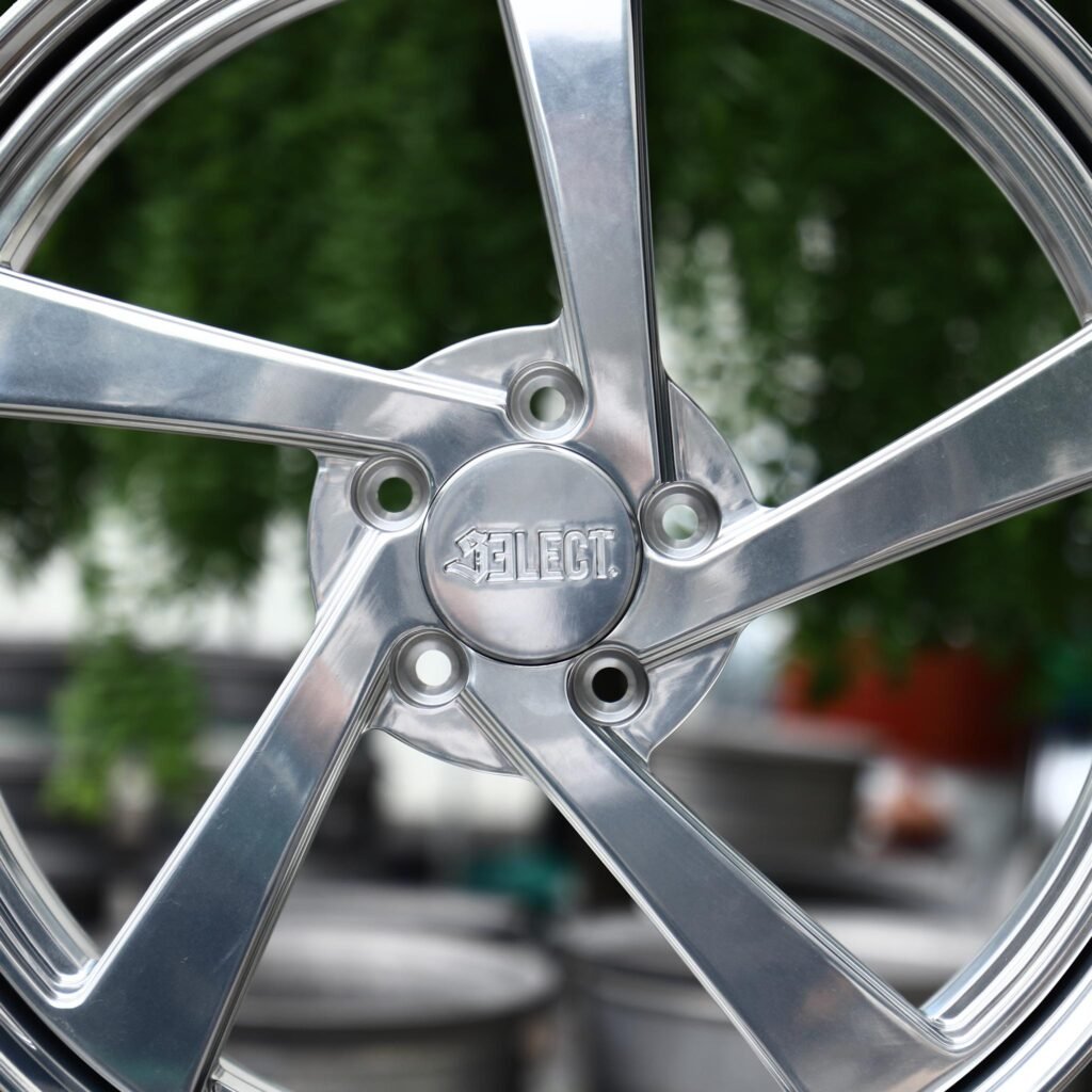 Audi A4 B9 wheels – Mirror Polished Swept 5-Spoke 2-Piece (Select-Style), lip and barrel detail